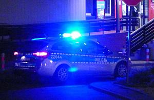 Krwawa jatka na Mokotowie. Dwóch policjantów rannych i postrzelony napastnik