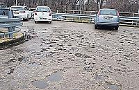 Katastrofalny stan parkingu przy przychodni na Milenijnej