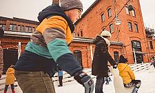 Lodowisko, klimatyczne lampiony i inne świąteczne atrakcje