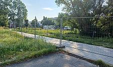 Najbardziej pechowy park na Białołęce nadal rozgrzebany. Kiedy prace zostaną wznowione?