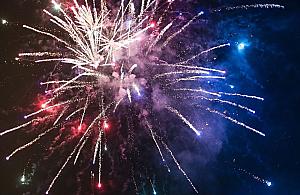 Fajerwerki na sylwestra - co wybrać?