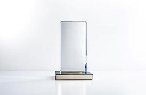 Jak wybrać idealną statuetkę akrylową: Przewodnik po personalizacji i wyjątkowości