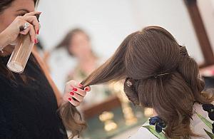 Jak wybrać najlepszego stylistę fryzur w Warszawie? Poradnik