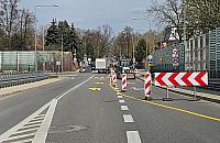 Kilkanaście lat opóźnienia. Budują kanalizację na Białołęce Dworskiej