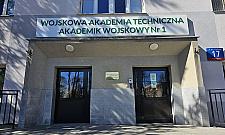 Czy w budynku akademika WAT była katownia NKWD?