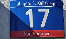 Czy w budynku akademika WAT była katownia NKWD?