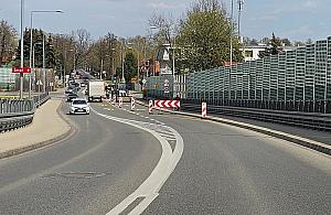 Powstanie rondo na zjeździe z wiaduktu w Płudach?