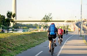 Najlepsze trasy rowerowe w Warszawie - gdzie jeździć bezpiecznie i przyjemnie?