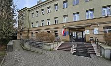 Brakuje miejsc parkingowych przy przychodni