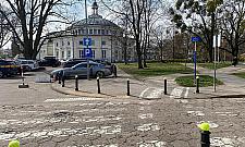 Trudne parkowanie pod Teatrem Komedia