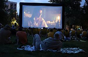 Za rok więcej kina pod chmurką na Żoliborzu