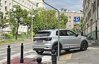 Kierowcy, paczkomat i słońce. Radny prosi o zmiany na Zajączka