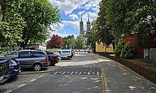 Słupki na Toeplitza? Radny apeluje o ochronę pieszych