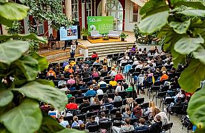 Nie wiesz co po maturze? AHE W Łodzi i... to się opłaca!