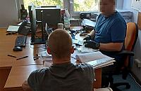 30-latek ukrywał marihuanę w szafie. Odwiedziła go policja