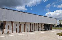 Arthouse Kołowa. Mieszkańcy skarżą się na słabe tempo prac