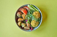 Czy catering wegetariański się opłaca? Podejmij świadomą decyzję!