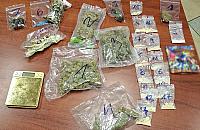 Narkotyki w aucie i mieszkaniu. Bemowska policja zatrzymała 32-latka