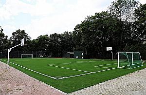 Nowy rok szkolny, nowa murawa boiska