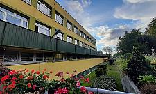 Duchota w sali gimnastycznej. Na rolety burmistrza nie stać