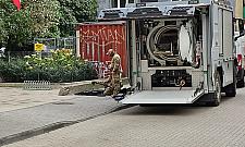 Ładunek wybuchowy w banku. Ćwiczenia antyterrorystyczne na Woli