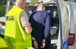 Pijany 32-latek zaatakował tłuczkiem kuchennym przypadkowego mężczyznę