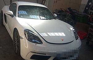 Policyjna "Kobra" odzyskała luksusowe auto