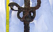 Wędkarz znalazł rapier. Broń z czasów potopu szwedzkiego