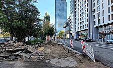 Trwa przebudowa Grzybowskiej. Będzie więcej zieleni i miejsca dla pieszych