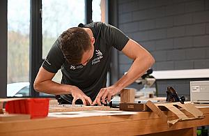 Lepszy fach w ręku czy dyplom uczelni?