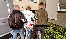 Policyjny nalot na Pradze: zatrzymano dilera, jego pomocnika i klientów