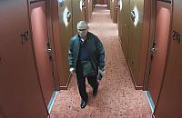 Wszedł do pokoju hotelowego i okradł gości