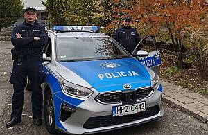 Policjanci uwolnili mężczyznę przygniecionego stalową szyną