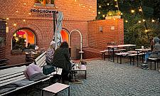 Leżaki pod lupą radnych. Prochownia Żoliborz wplątana w politykę