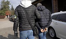 Policjanci rozbili magazyny z podrabianymi kosmetykami. Wartość towaru: 25 mln zł