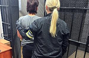 Pchnęła matkę nożem. 36-latka trafiła do aresztu