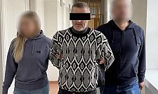 Policja rozbiła gang złodziei samochodów. Zatrzymano osiem osób