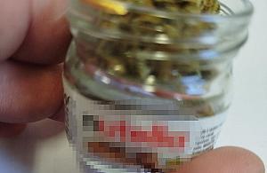 Marihuana w słoiku po kremie czekoladowym