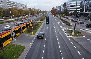 Wołoska bez drzew. Mieszkańcy chcą więcej cienia