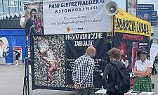 Drastyczne zdjęcia przy stacji metra. Czy ratusz może coś z tym zrobić?