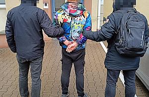 Policjanci z Bielan zatrzymali oszusta, który brał kredyty na cudze dane