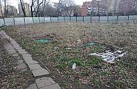 Łączka wciąż za płotem. Zielony teren wciąż bezużyteczny