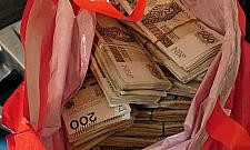 Skuteczna akcja policji. Broń, narkotyki i milion w gotówce