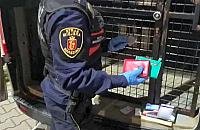 Zasnął w tramwaju. W kieszeni miał cudzy portfel