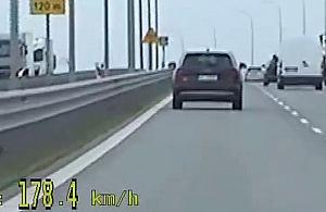 Z szaloną prędkością jechał na S7