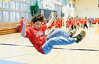 Mnóstwo dzieci w Nieporęcie. Odwiedzi je gwiazda sportu