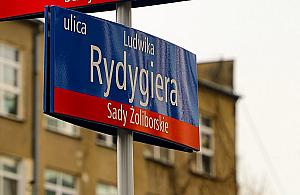 Ratusz uspokaja mieszkańców. "Nie zniknie 40 miejsc parkingowych"