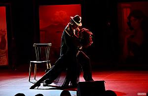 "Mały Fiat, Wielka Miłość". Nowe widowisko Terrazzino podbija scenę