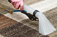 Odkurzacz piorący w warszawskim mieszkaniu - kiedy naprawdę się opłaca?