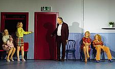 Teatr Komedia pokazuje, jak starzeć się z dystansem do siebie